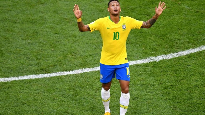 WORLD CUP: Neymar stars as Brazil beat Mexico to reach last eight